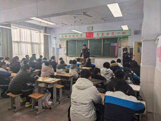 铁路安全进校园 平安守护伴成长——济南市莱芜区方下街道方下中学开展“铁路安全进校