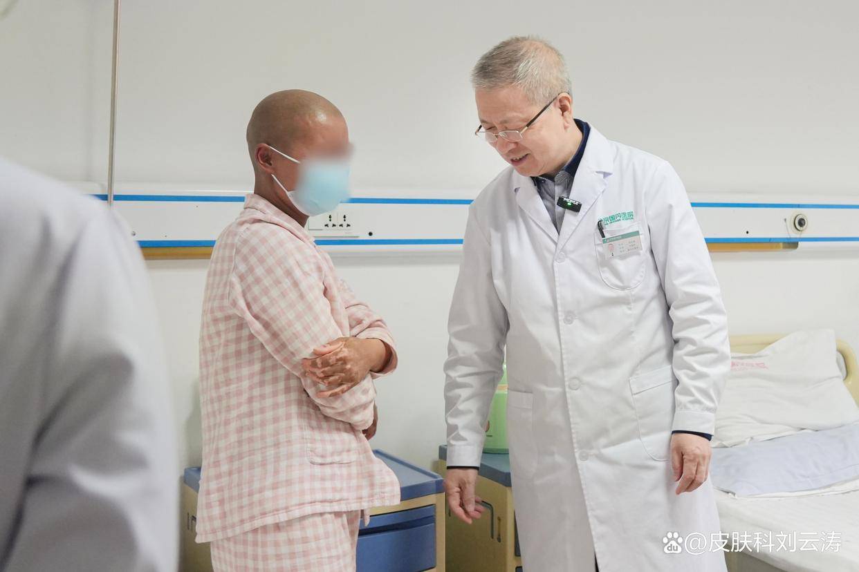 白癜风是什么原因引起的？一文读懂发病诱因