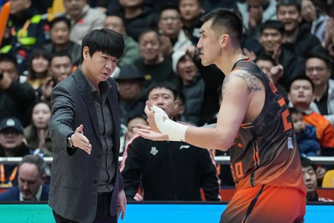 NBA职业联赛中文官网__实时赛程比分+球队资讯体坛午爆｜俱乐部杯山东男篮今战浙江米