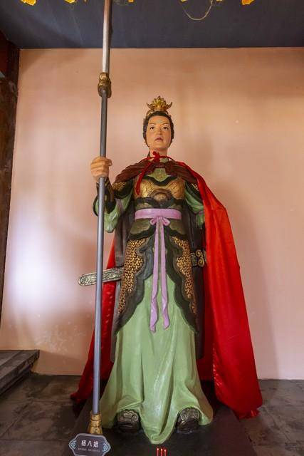 传统家庭文化中的岳母地位_岳母角色演变_岳母很丰满我日了