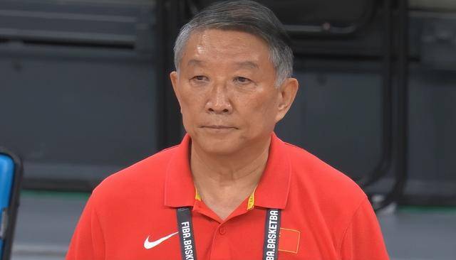 宫鲁鸣：女篮世界杯目标保六冲四 韩旭3月初归队李月汝在沟通