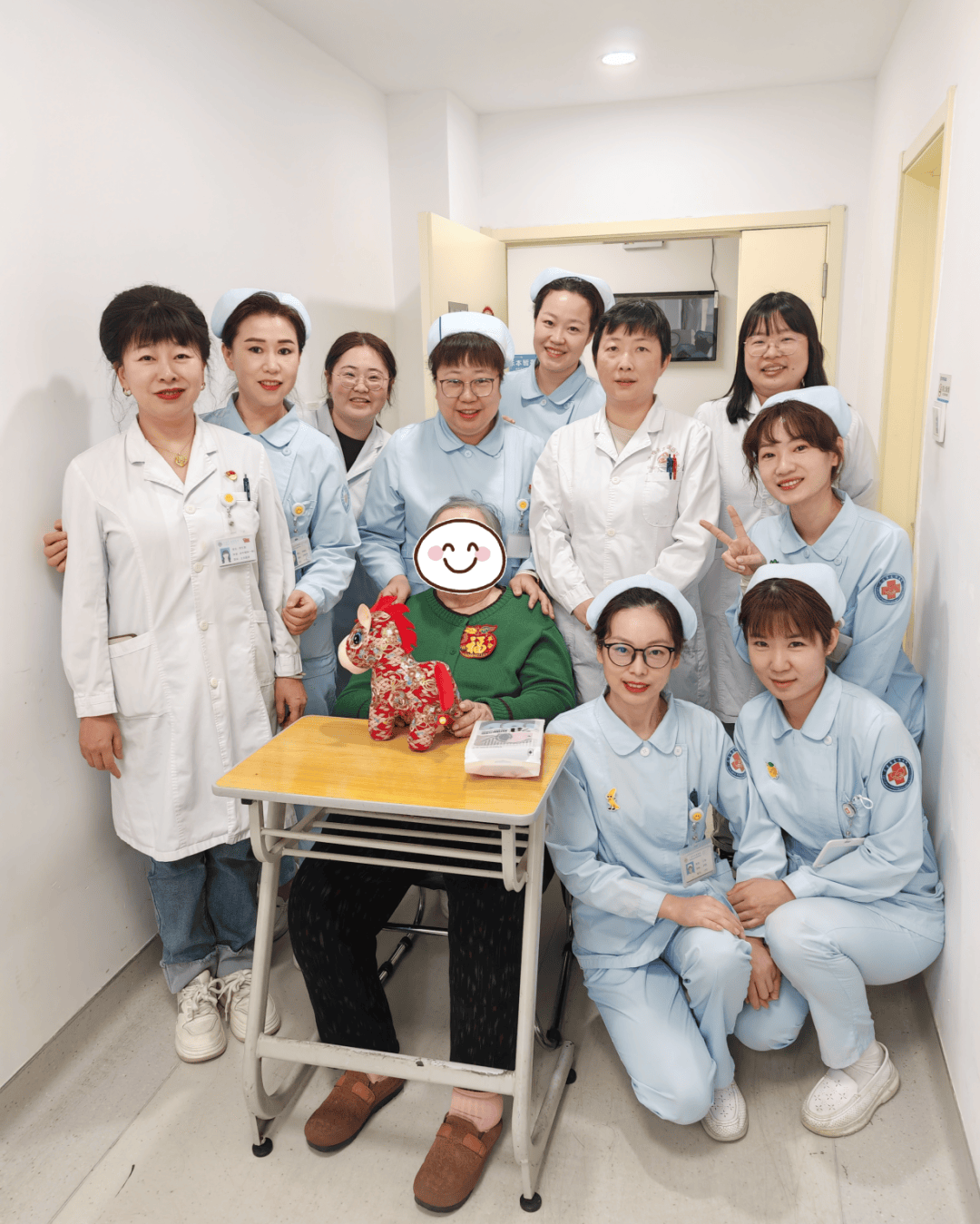 友谊医院全程代诊含挂号独居患者就医陪护，不再孤零零的简单介绍