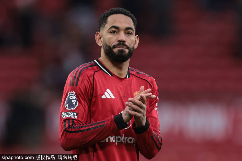 曼联球迷被“缺席欧洲”惩罚了——周一周五的噩梦还在路上