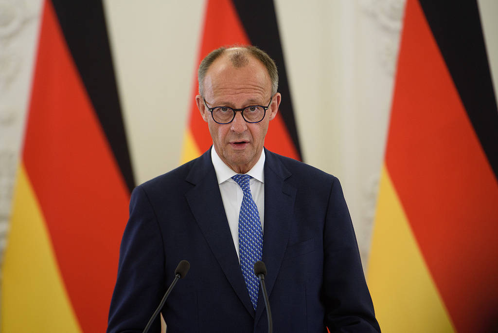 在德国自身重新定位时,总理默茨首次访华谋划双边关系与对华定位-华闻时空