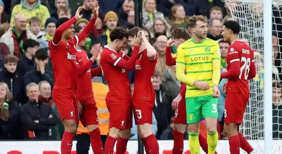 8000万赌局!切尔西三豪门疯抢,巴萨拜仁谁先撑不住?