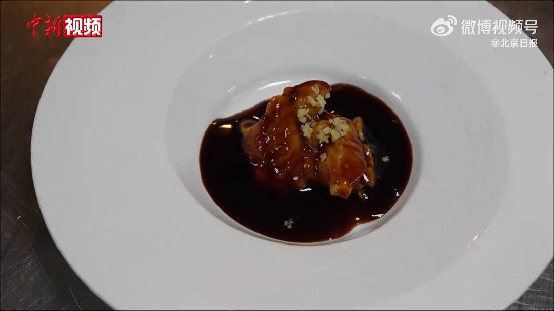 图片[2]-西湖醋鱼与东坡肉被端上德国代表团杭州行欢迎宴会餐桌，默茨：我是中餐的忠实爱好者-华闻时空