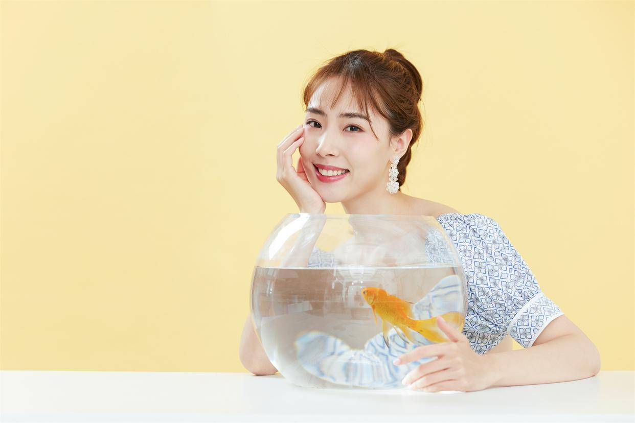 京润珍珠子公司被监管处罚：因在精华油广告中涉