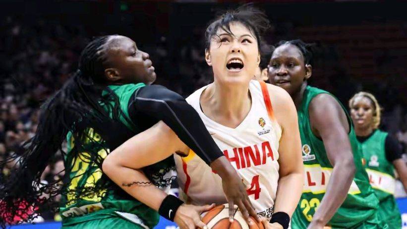 直播调整！中国女篮对捷克女篮，赢球锁定小组第二，晋级世界杯
