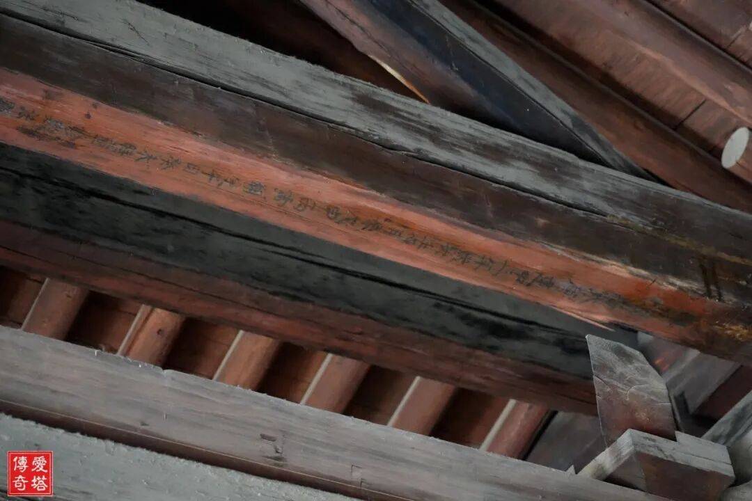 南禅寺唐建中三年题记_木结构_梁下唐_图片
