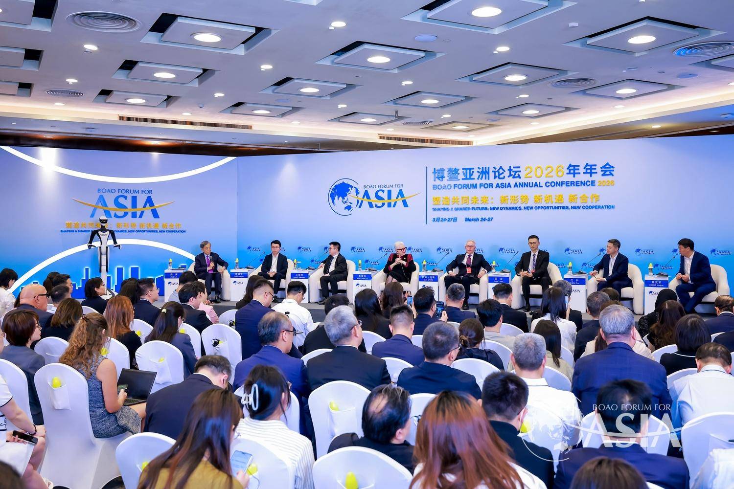 机器人的“ChatGPT时刻”何时到来?产业界分歧明显