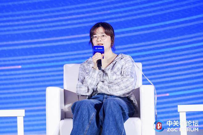 未来一年大模型的关键词是什么?小米MiMo大模型负责人罗福莉:“进化”