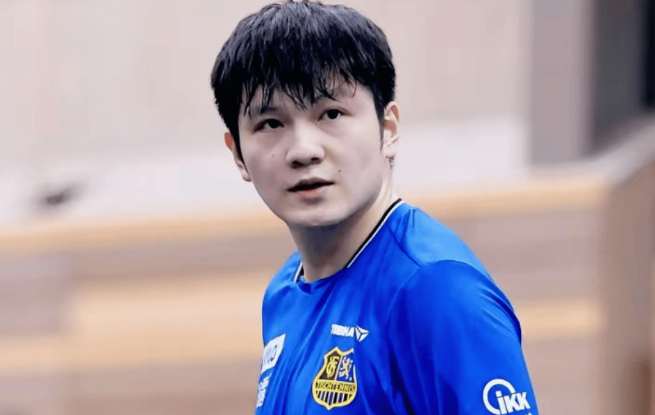 樊振东空砍2分，德甲主场爆冷！对手52岁主帅亲自上场，赛后秒变迷弟求合影！