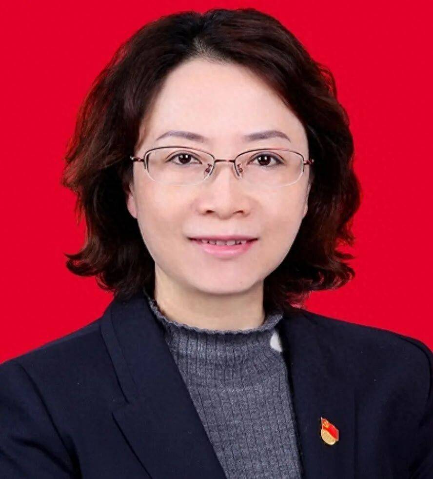 表里不一、做两面人,廖慧被“双开”_贵州省纪委_中央纪委_严重