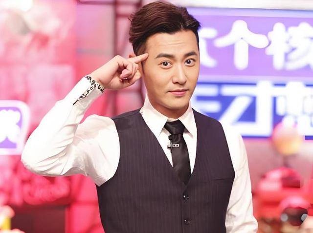 一手好牌打的稀烂！他曾是湖南知名主持，却因11年的婚姻名利双失