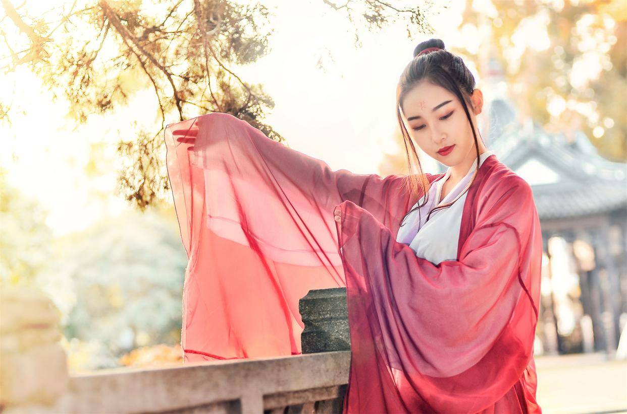 网赚游戏《爷爷的农院》能躺赚？玩家控诉：想挣