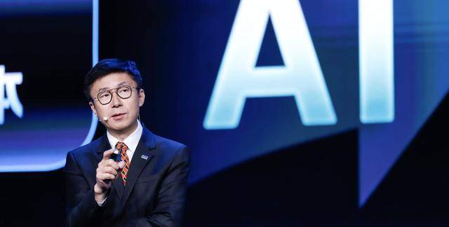 闪电快讯 | 迎接AI时代，爱奇艺选择“去中心化”