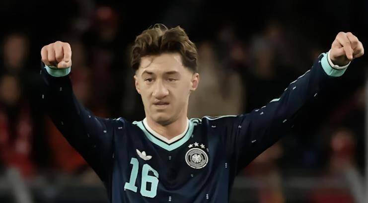 因长相饱受争议！曾遭拜仁弃用，如今成德甲最强大脑被豪门紧盯