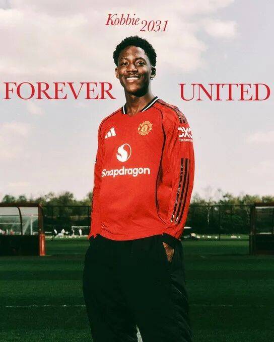 周薪从2万镑涨到15万镑！曼联留住未来，官宣与21岁梅努续约至2031年