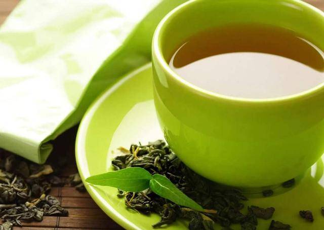 原创            喝茶又一好处被发现？7万人大型研究：常喝这类茶，能保护心脏