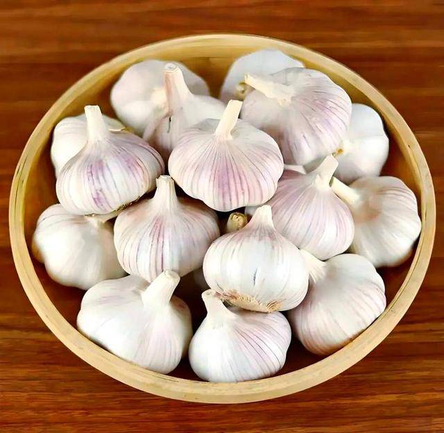 原创            北大长达22年研究：长期吃大蒜，胃癌死亡风险降低34%，是真的吗