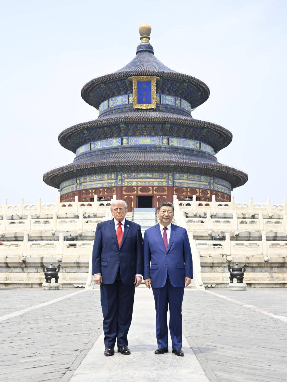 详讯丨习近平同美国总统特朗普参观天坛