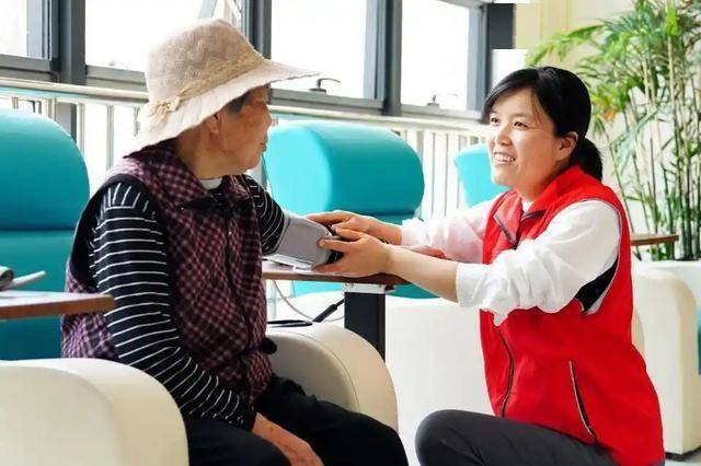 医生发现：能活到90岁的高血压人，基本在60岁，就已经不做6事了