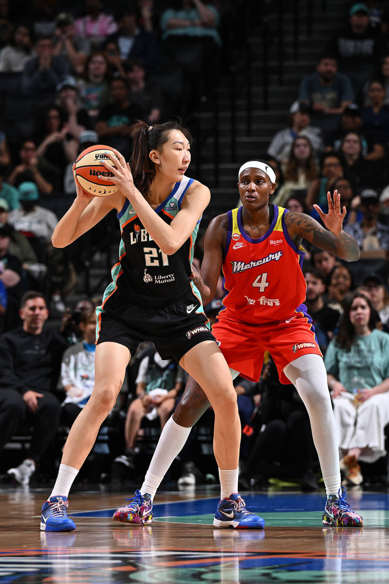韩旭8分3板1断约翰内斯21+5 自由人主场轻取水星