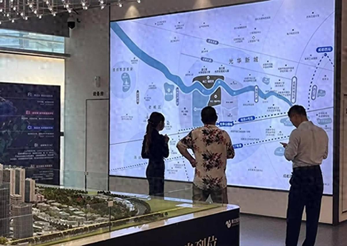2027年,要是房价继续下跌,中国一半的家庭或将面临3个大麻烦_资产_房产_楼市