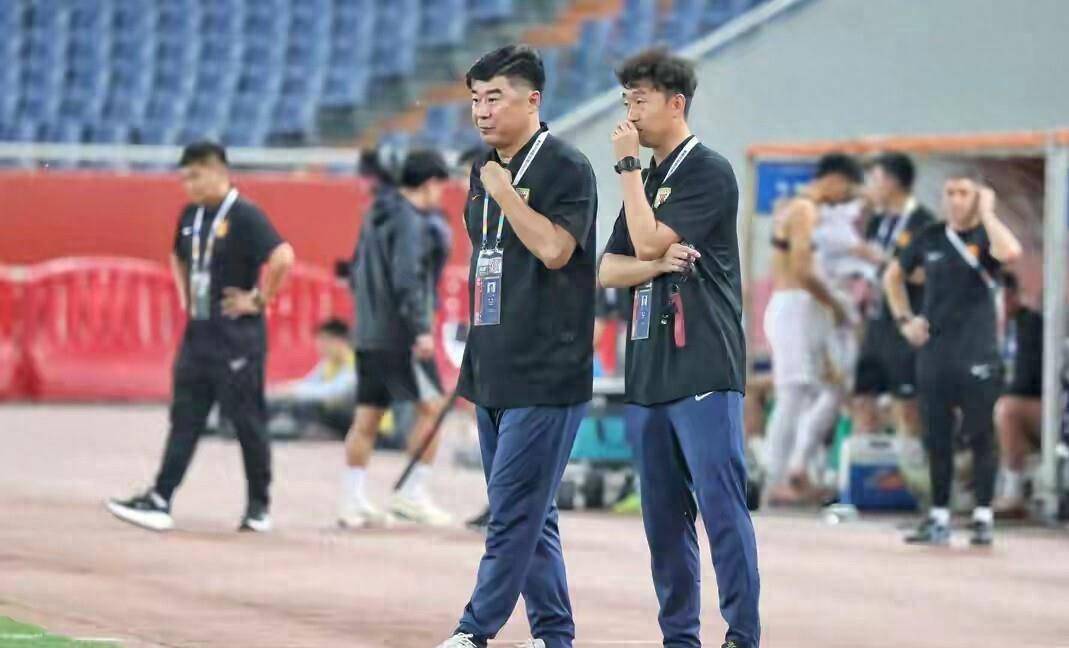 韩流又来了！泰山接洽亚冠冠军教头，资历与名气全面压过徐正源