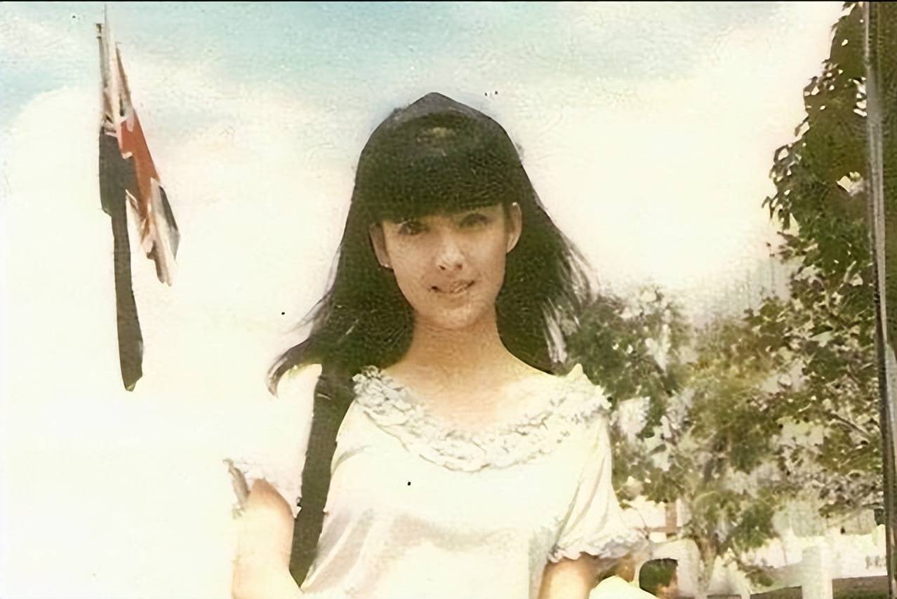 “清纯玉女”周慧敏：选择倪震此生无憾55岁无儿无女亦知足