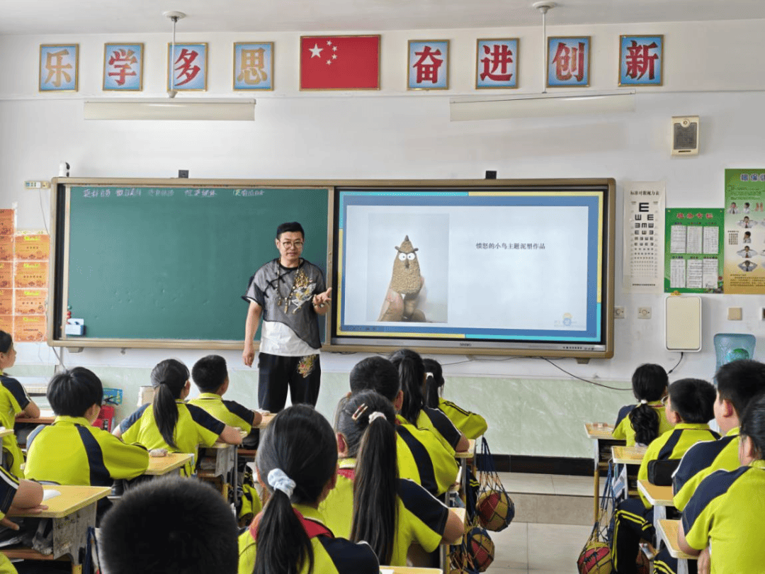 宽甸满族自治县委统战部组织开展“非遗进校园 陶艺润童心”主题活动