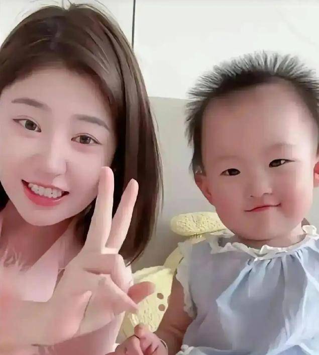 央媒终于出手了！管不住下半身的黄一鸣被女儿撕下仅剩的体面