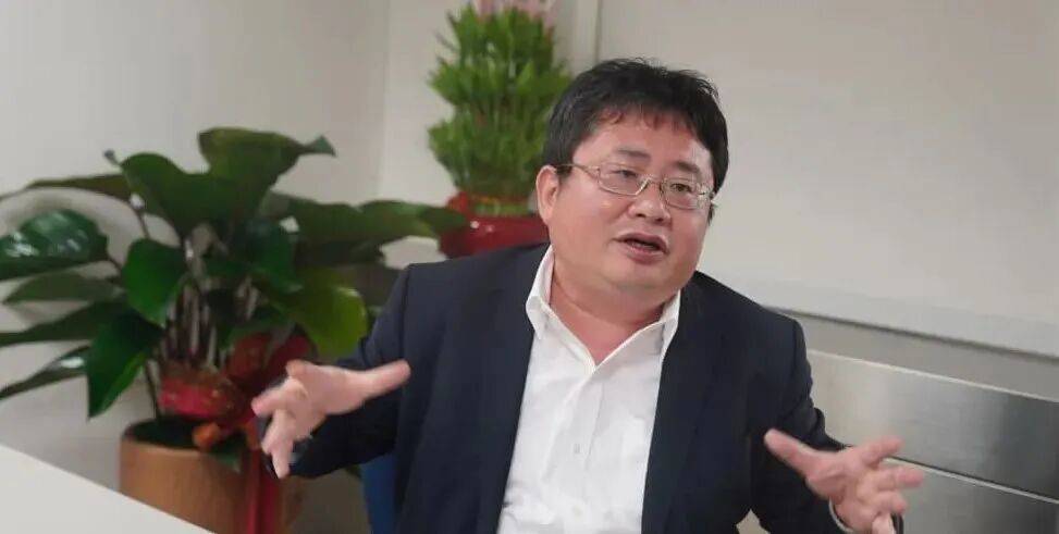 都是日本二战遗孤，有的当人、有的当鬼