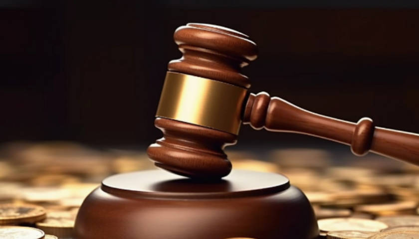 藏家3900万拍下假“乾隆御瓶”，拒付后反被提起仲裁，拍卖行经理已获刑
