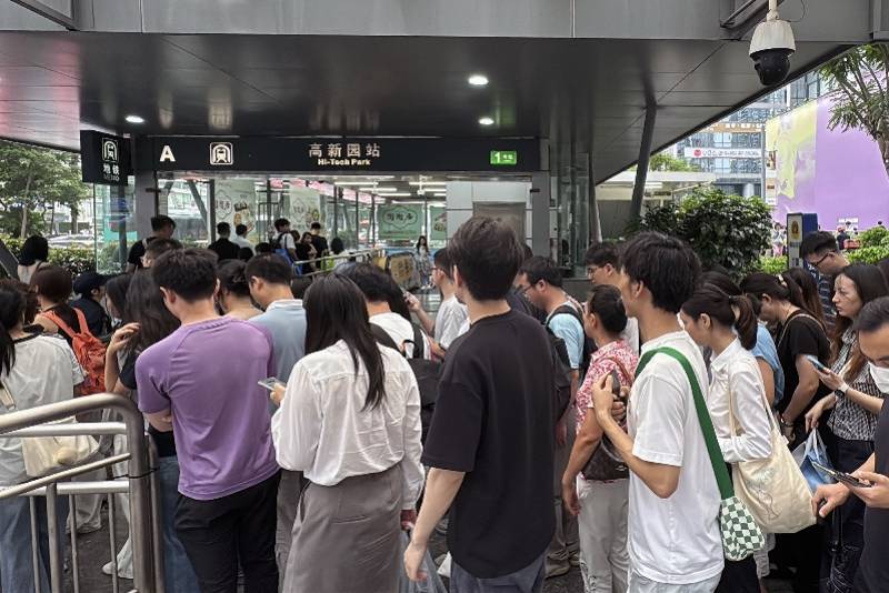 深圳地铁安检提档：从史上最严到连夜纠偏，治理如何不失温
