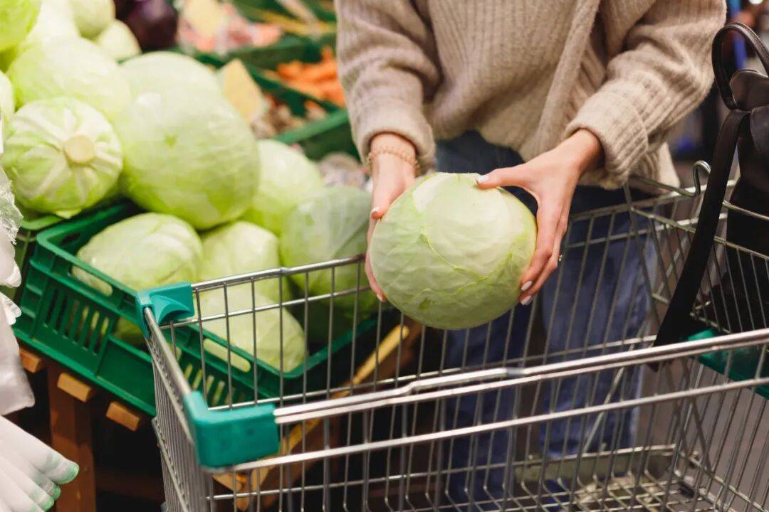 哺乳期堵奶，敷卷心菜、土豆片有用吗？答案……