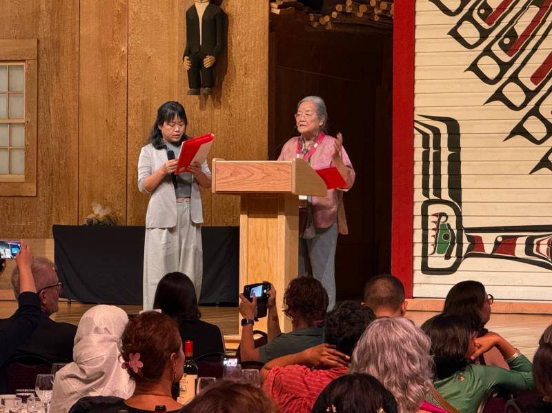 “没有什么比为孩子们创作更幸福”，79岁绘本艺术家蔡皋获国际安徒生奖