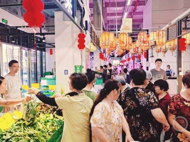 出站就能“赶场”！重庆轨道交通解锁“轨道+农贸”新场景