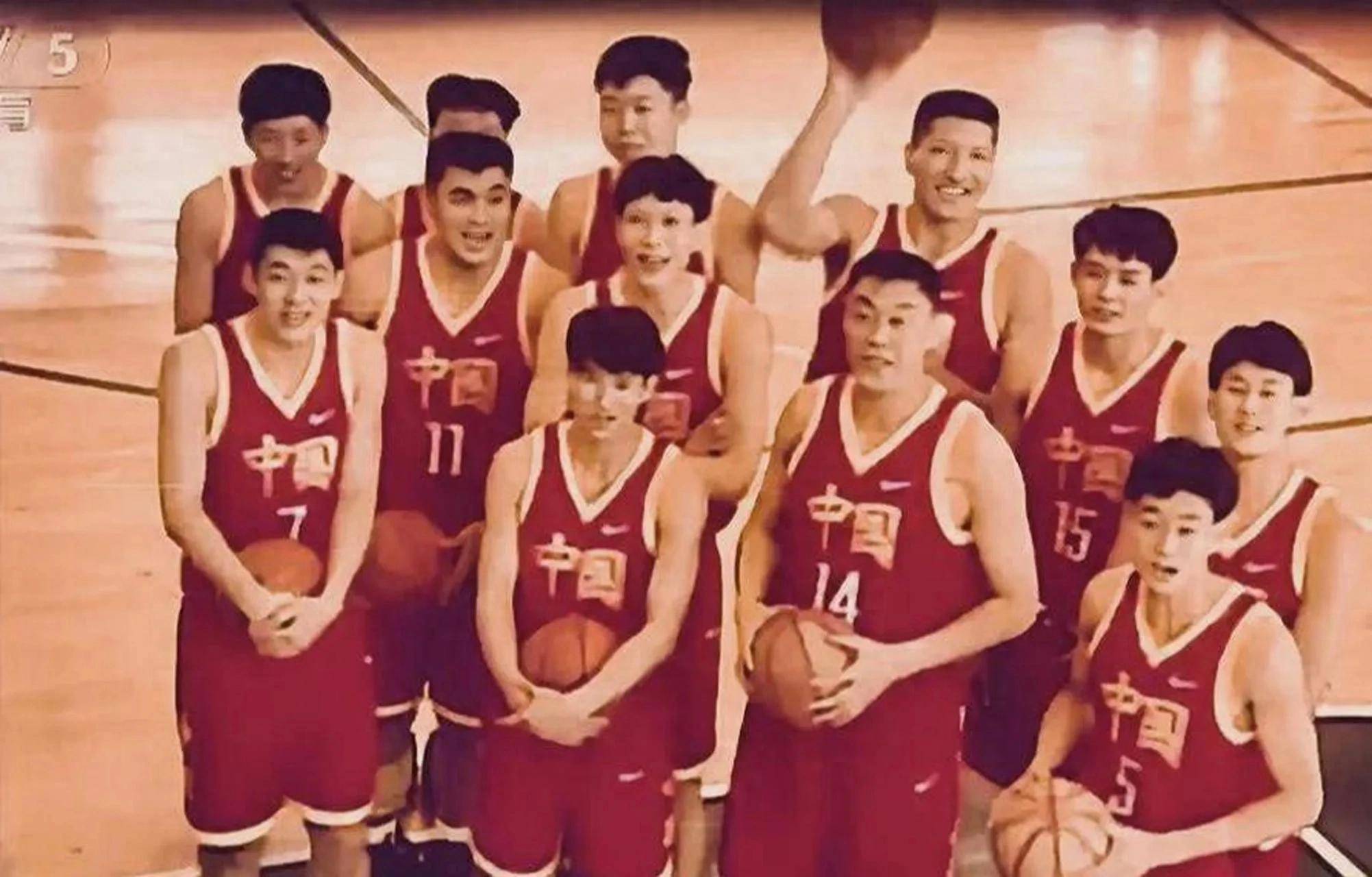 94黄金一代大战巴西，是怎么逆转这个南美冠军的？功臣不止胡卫东