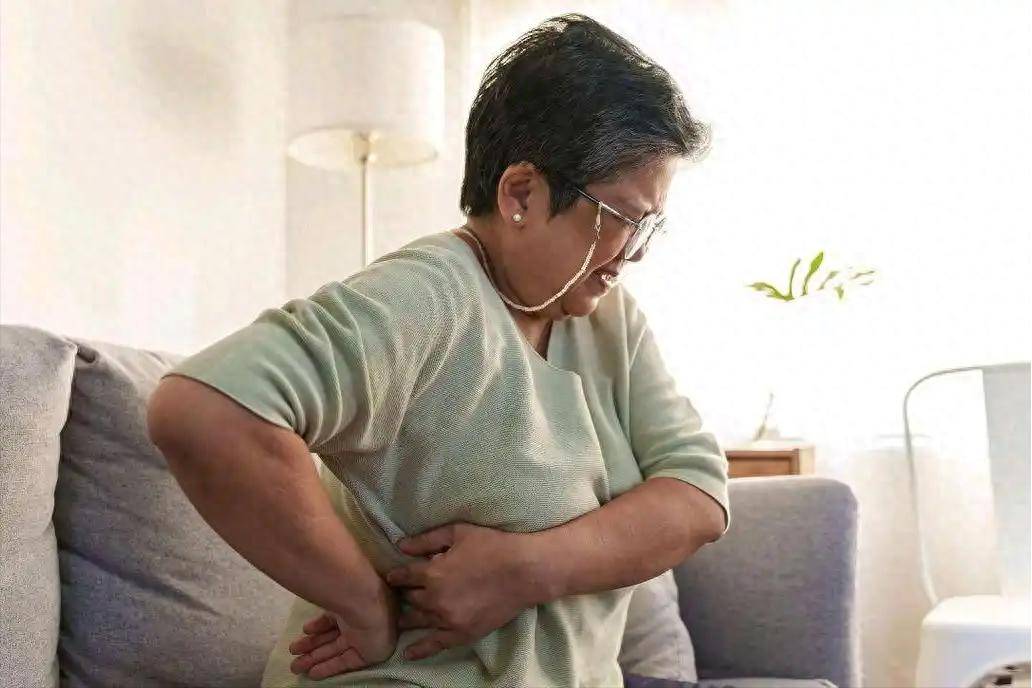 原创            医生再三提醒：慢性肾病必做4项检查！少做一项，都可能酿成大祸