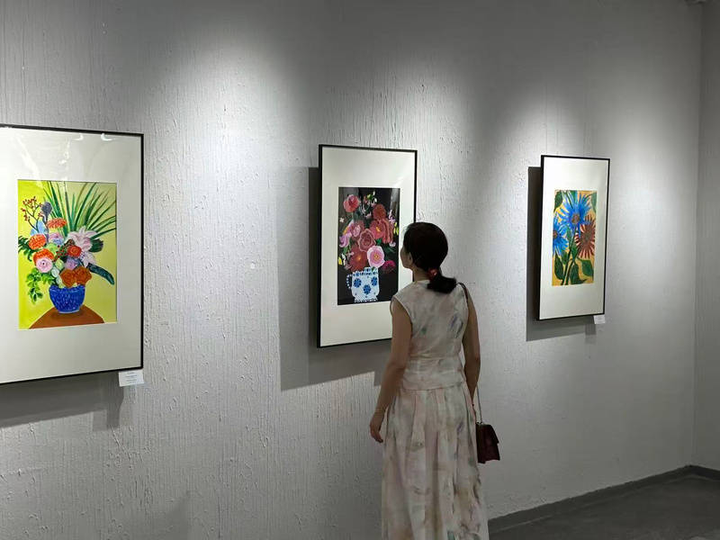 宁波江北甬江街道农民画亮相国际艺术展