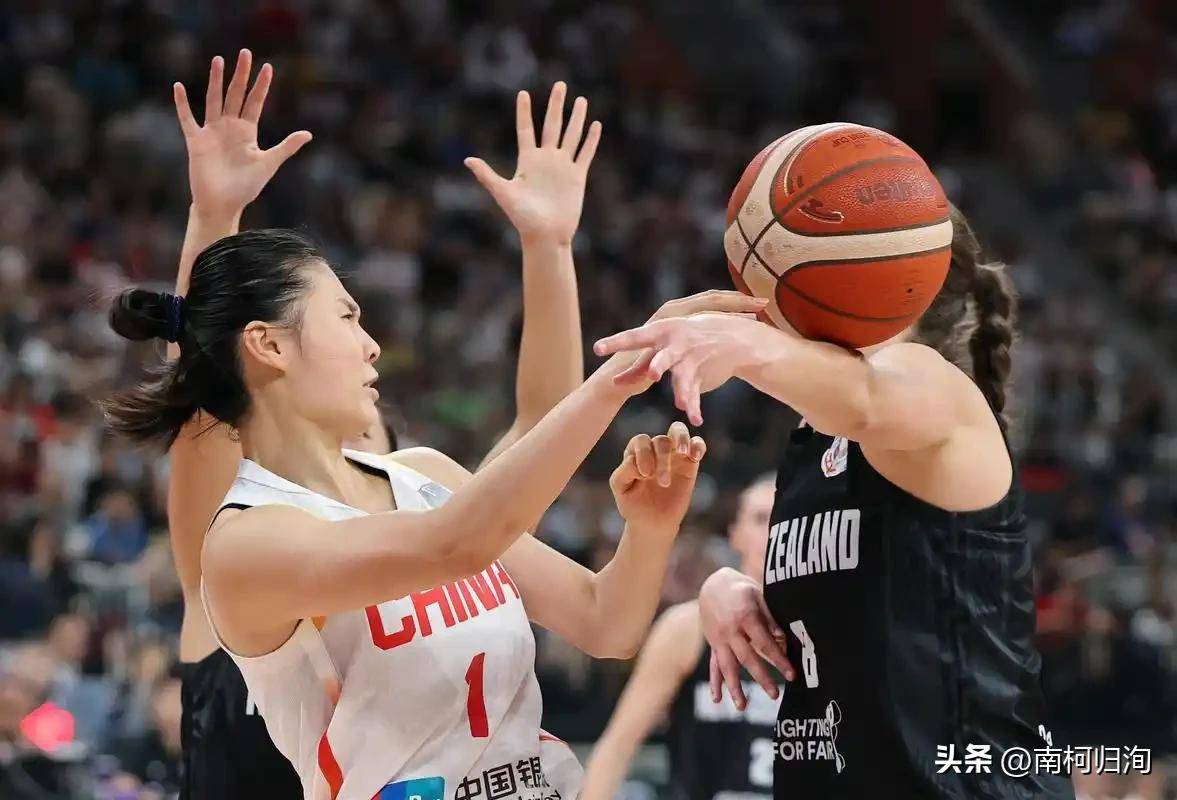 中国女篮加时险胜捷克！诞生4个不可思议，宫鲁鸣冲击八强难了