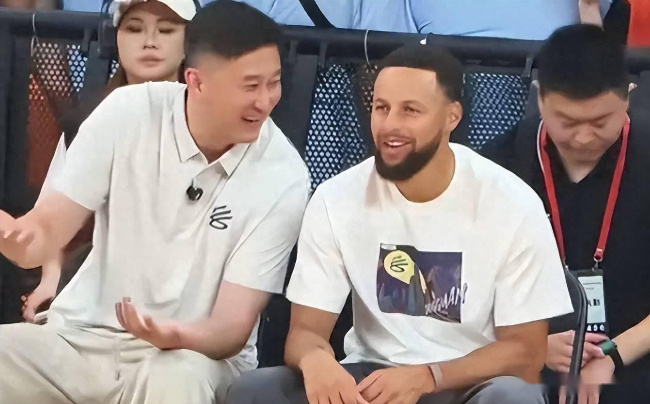库里颜射杜锋！NBA最伟大射手！广东队能不能拿下这位新外援？