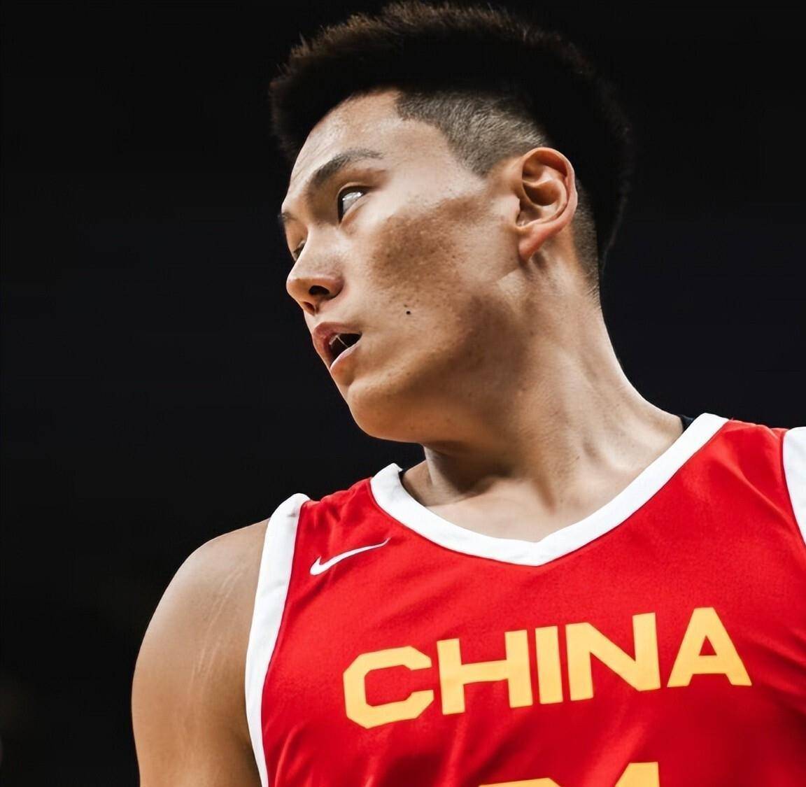 随着韩国114-80胜约旦晋级4强！中国男篮收到2大坏消息，中国男篮夺冠碰韩国堪忧
