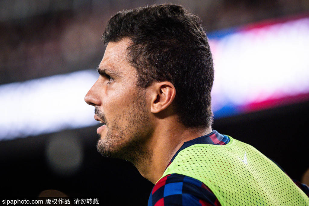 随着马竞4-0，塞维利亚1-0，巴萨7-2桑坦德竞技，西甲积分榜出炉