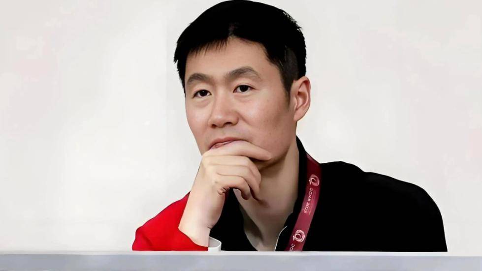 大胆布局！王励勤破格给 15 岁姜依依双外卡，搭档王艺迪冲击大满贯