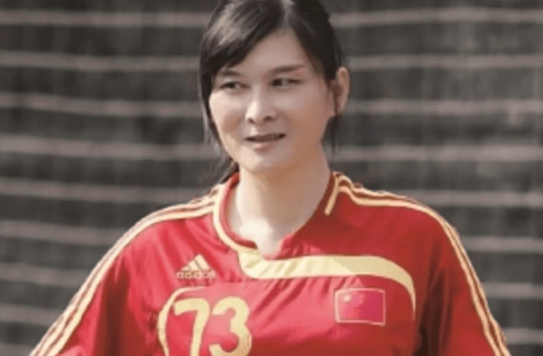 拿了29个全国冠军后，她竟转身当了19年城管！如今她50多岁，过着怎样的生活？