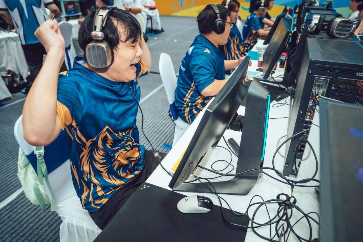 杭州LGD.NBW vs 桐乡情久