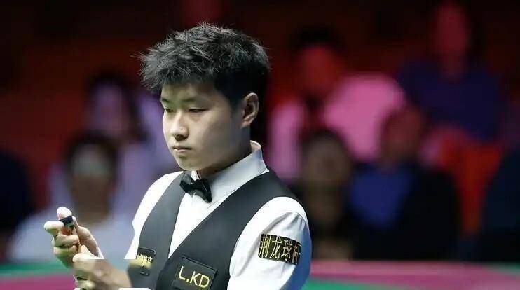 罗伯逊 vs 希金斯
