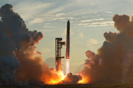 SpaceX首次将星舰送入地球轨道